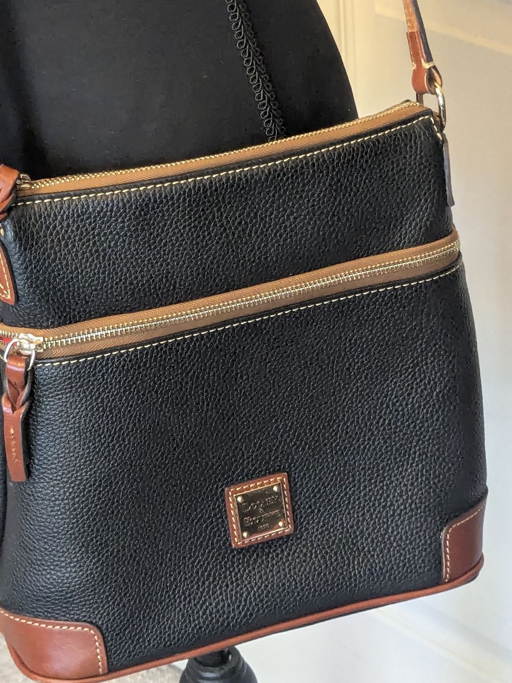 Dooney & Bourke Pebble Grain Black Leather Crossbody Bag Tan Trim